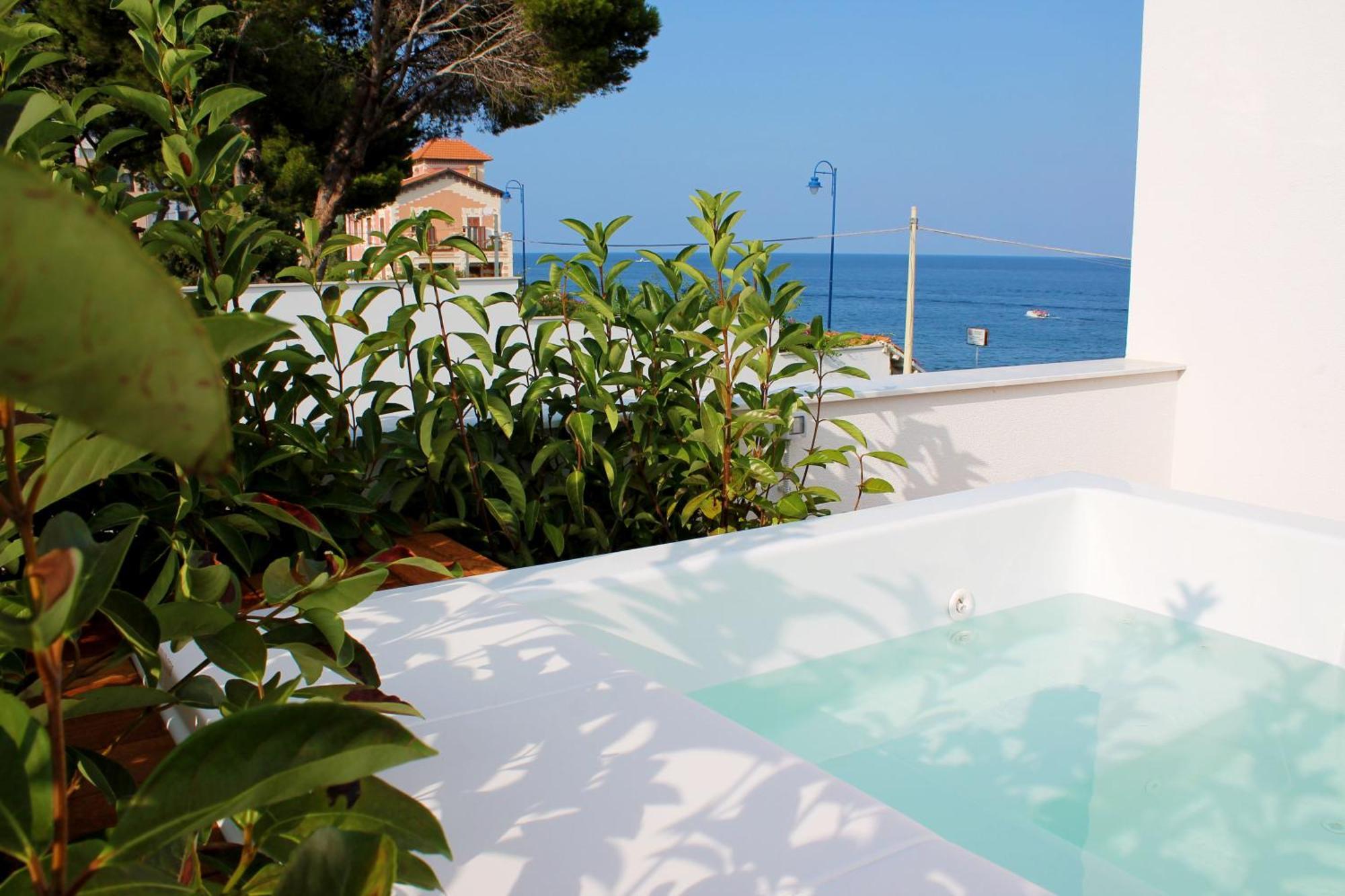 Unico Boutique Hotel D'Arte Mondello Eksteriør billede